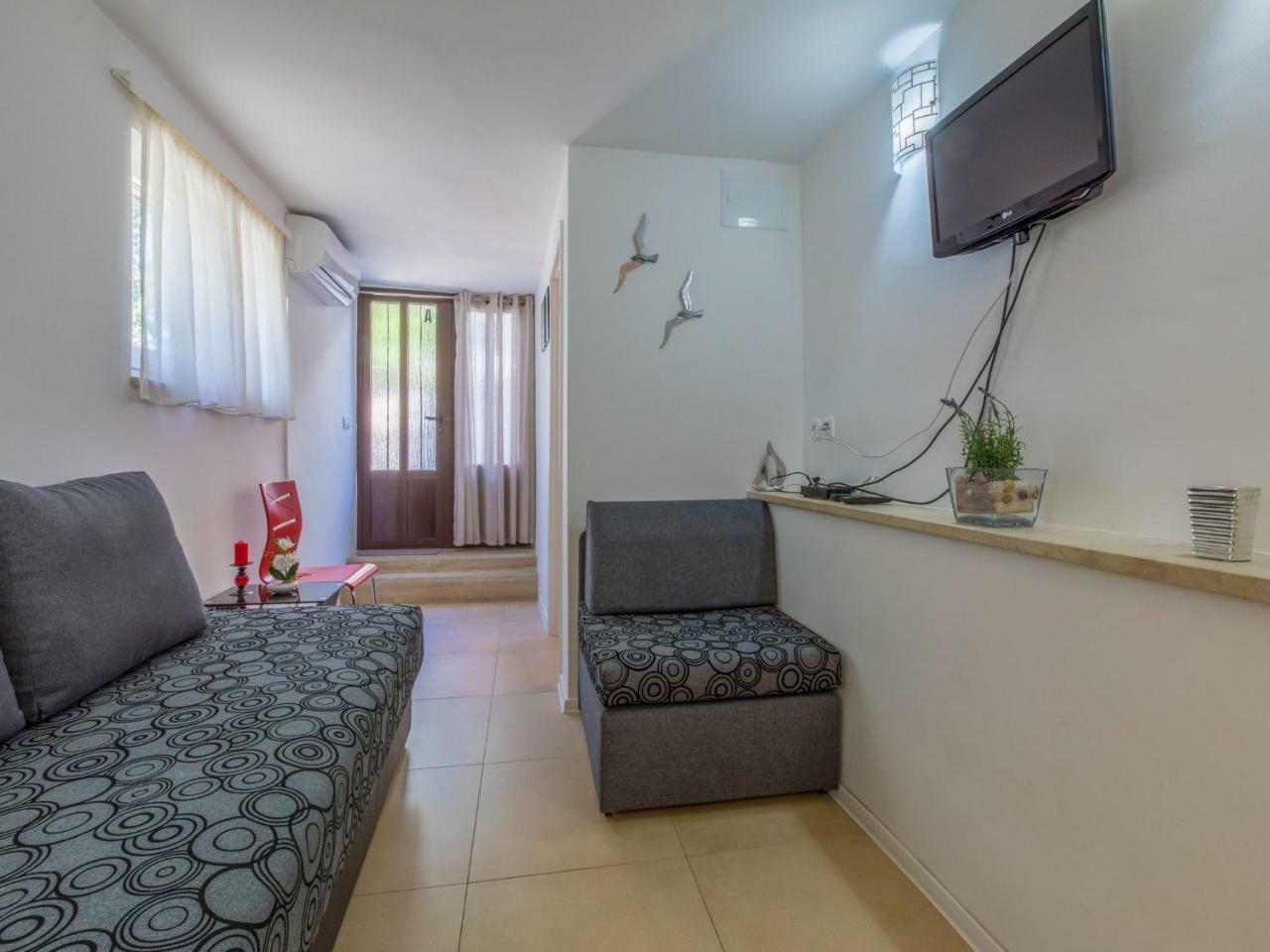 Apartments Hinic Selce Esterno foto